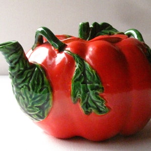 Vintage Maruhon Ware Hand Painted Tomato Tea Pot  with Lid -1940&#39;s