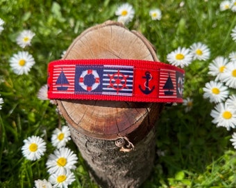 Dog collar Maritime on red or black