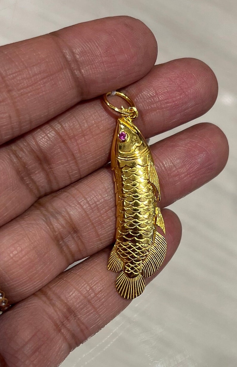 22k solid 916 gold arowana fish pendant genuine real gold image 1