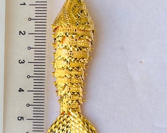 Pure 22k solid 916 gold amazing beautiful big fish pendant