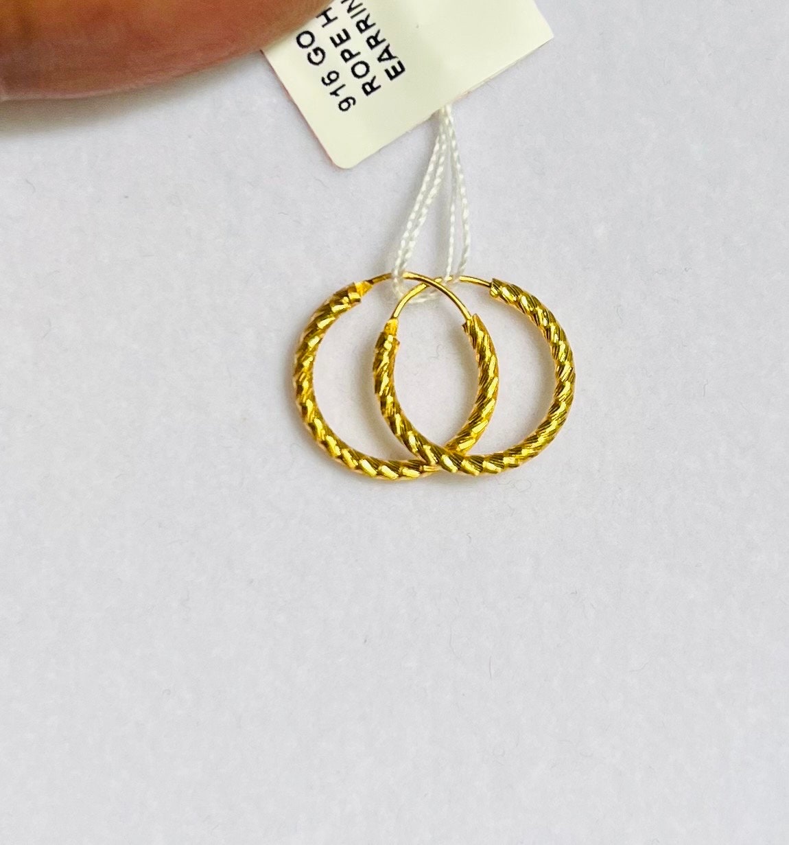 17mm small loop earrings Solid 22k gold rope cut bali earrings  916 gold