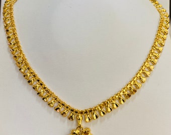 22k Gold Indian Choker Necklace: 916 Yellow Gold