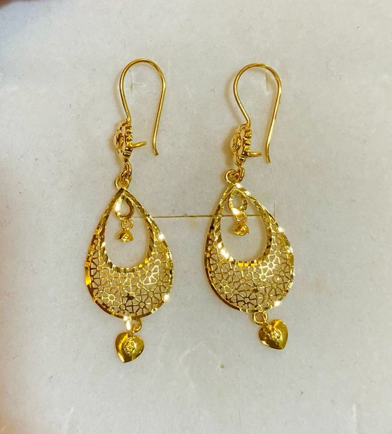 Buy Hanging Long Drop Danglers Light Weight Gold Earrings Design For Daily  Use Earrings Online