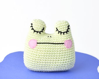Pastel Frog Crochet Pattern | Tiny Curl Amigurumi Pattern, Frog Amigurumi Pattern