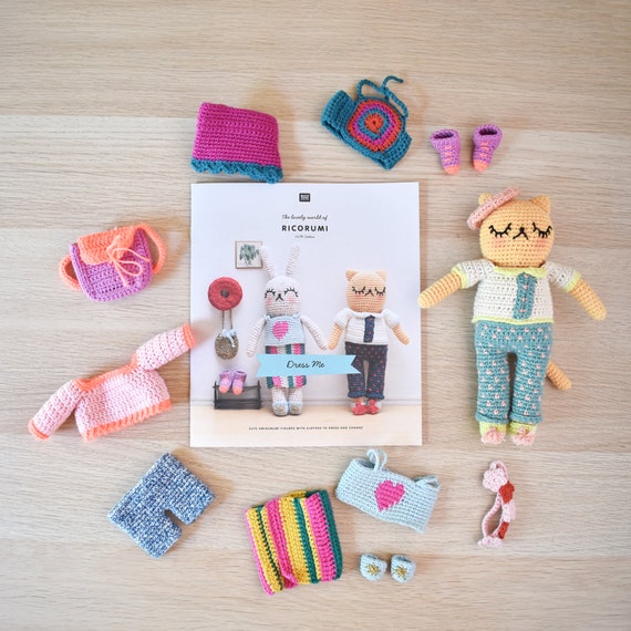Crazy Cute Family Amigurumi Pattern Book - Tiny Curl Crochet