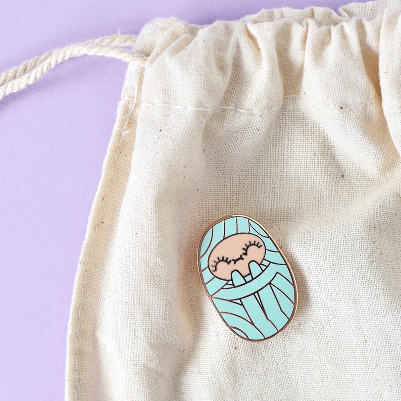 Mint Yarn Curlie Enamel Pin Tiny Curl hard enamel pin, yarn flair, crochet pin, knit pin image 4