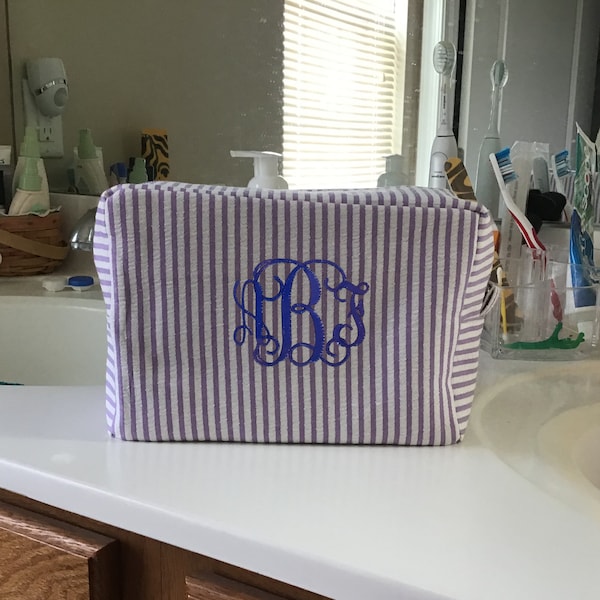 Personalized Lavender Seersucker Cosmetic Bag; Lightweight Custom Make-up Bag