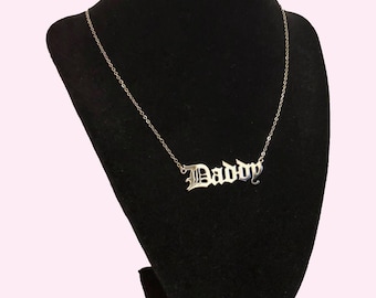 Nameplate Necklace Daddy