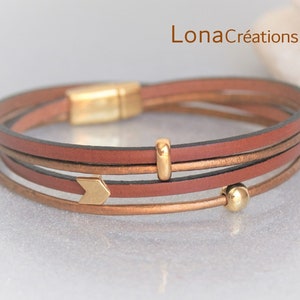 Bracelet cuir pour femme Lacet Camel Cordon Bronze, passants flèche et perles en zamak doré image 1