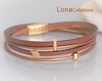 Bracelet cuir pour femme Lacet Camel Cordon Bronze, passants flèche et perles en zamak doré