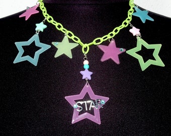 Glow in the dark shooting star necklace.