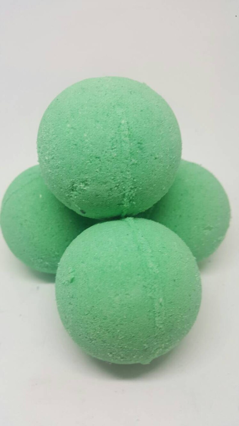 Fresh Garden Mint Mint Bath Bomb Green Bath Fizzie Bath Etsy