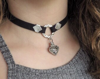 Black Choker-Heart Choker-Choker Necklace-O Ring Choker-Circle Ring Choker-Punk Choker-Thick Black Choker-Black Necklace-Women Heart Jewelry