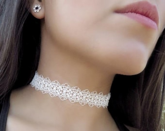 Beige lace choker Clearance