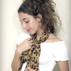 Leopard Headband, Leopard Hair Scarf, Wide Headband, Hair Warp, Leopard Scarf, Silk Scarf, Boho Headband, Hair Scarf, Women Head Scarf, Silk