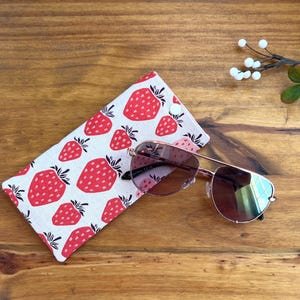 Eyeglass case / Sunglass sleeves / fabric sleeve for glasses / case for glasses