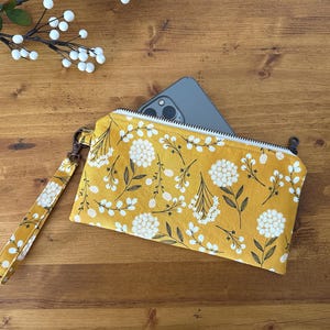 Cell phone wristlet purse, small purse, small zipper purse, small handbag