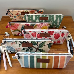 Pencil Pouches: Travel Makeup Brush Case / Canvas pouches , small zipper pouches