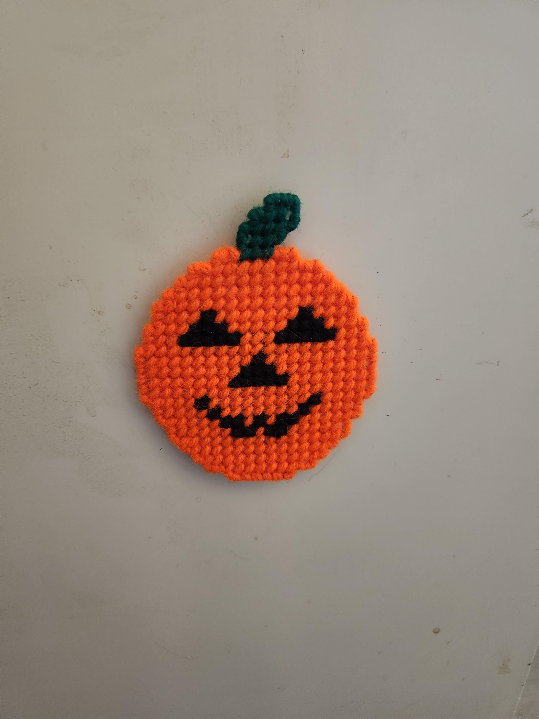 Halloween Magnet - Jack O Lantern in Plastic Canvas - Etsy