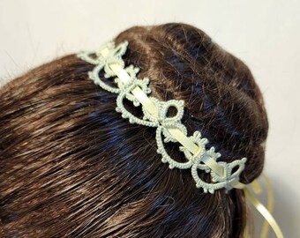 Pastel Green and Yellow Lace Bun Wrap, Hand Tatted Lace,