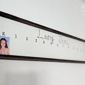 Schulbild, Grundschulfoto-Fortschrittsrahmen, rustikale personalisierte K-12-Geschenke, Eltern-Großeltern-Abschluss, Erinnerungen