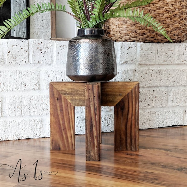 Reclaimed Wood Plant Stand: Rustic Bohemian Decor