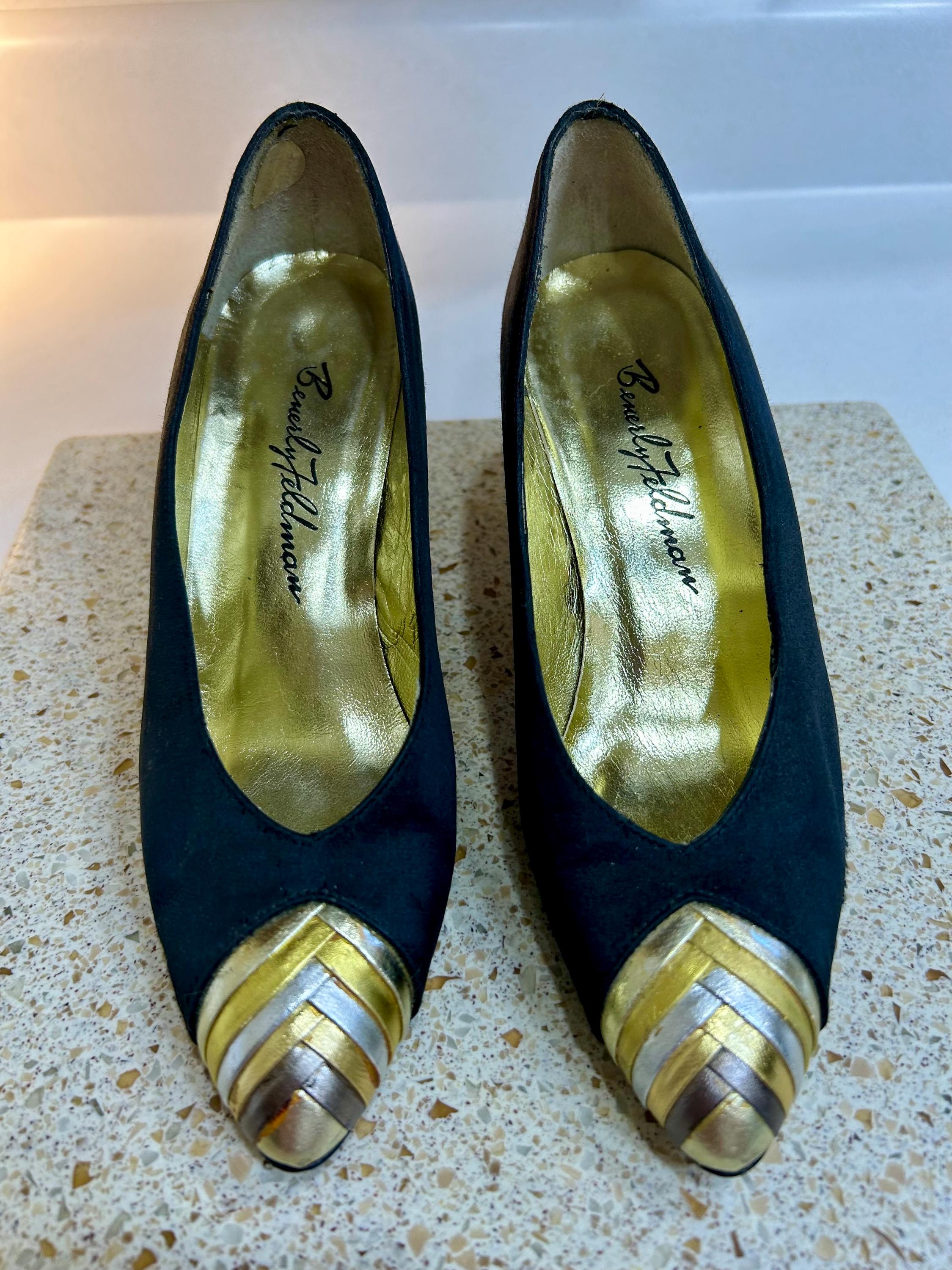 黒パンプス Benerly feldman Beverly Feldman shoes Patent Black dressy strappy heels NIB