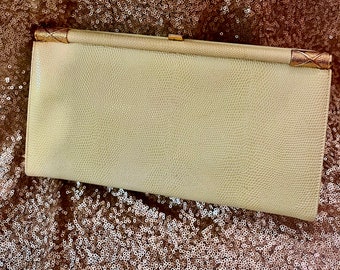 Bienen-Davis 1960s Pale Green Clutch