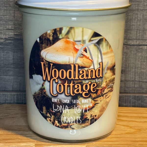 100% Soy Woodland Cottage Scented Candle 8 oz