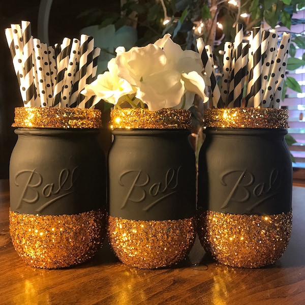 Black/Gold Mason Jars, Set of 3, Graduation Decor, New Year Eve, Centerpieces, Home Decor, Party Decor, Wedding Decor, Black, Gold, Glitter