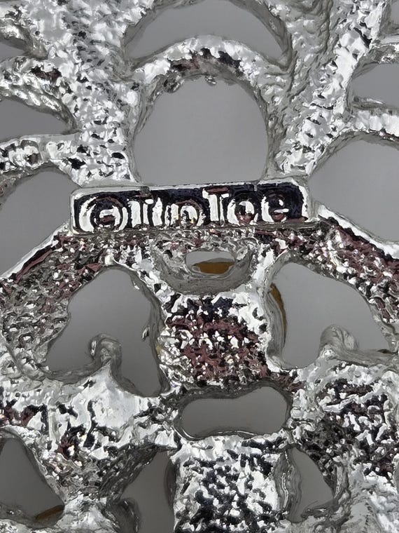 Tip Toe Rhinestone Shoe Clips - image 3