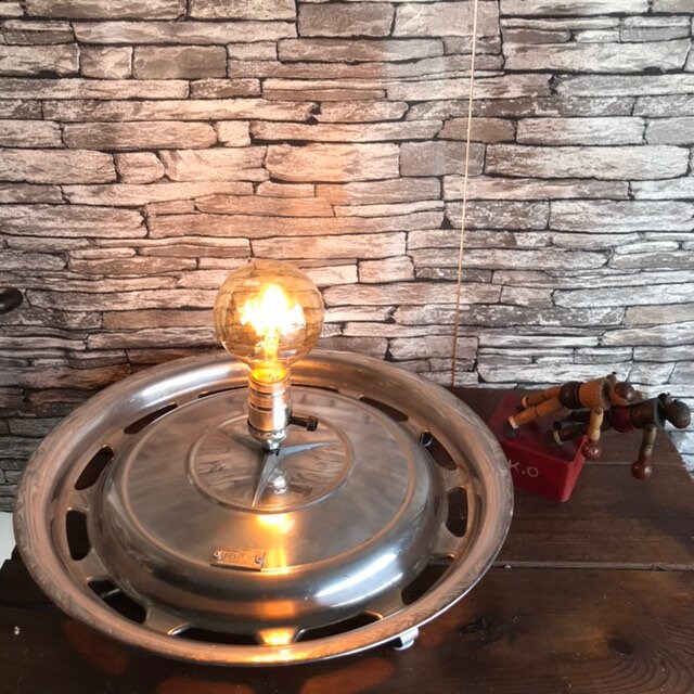 Mercedes Le Vieil Enjoliveur Vintage Par Lampesoriginales .com