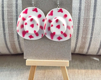 Cowboy / cowgirl hat earrings with pink cow print