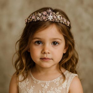 Tiara de niña de flores doradas, corona nupcial floral rosa para boda, tocado de princesa para niña, tiara de ballet, disfraz de hada, flores de perla