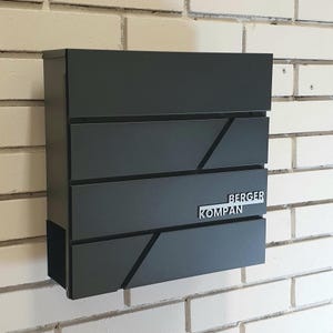 Gepersonaliseerde wandbrievenbus, brievenbus, moderne brievenbus, eigentijdse brievenbus, RAL 7016 antracietgrijs