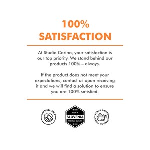 Puede incluir: Un gr&aacute;fico de texto blanco sobre un fondo naranja claro con el texto "100% SATISFACTION". El texto debajo dice "En Studio Carino, su satisfacci&oacute;n es nuestra m&aacute;xima prioridad. Nos respaldamos de nuestros productos al 100% - siempre. Si el producto no cumple con sus expectativas, cont&aacute;ctenos al recibirlo y encontraremos una soluci&oacute;n para garantizar que est&eacute; 100% satisfecho."