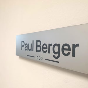 Custom Office Door Sign – Personalized Wall Name Plaque | Engraved Business Sign | Room Label for Office, Doctor, Lawyer, Therapist - 25x6cm