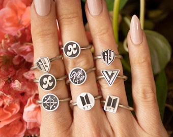 ATEEZ 8 Makes 1 Team - Gold & Silver Ring With Gemstones, Infinity