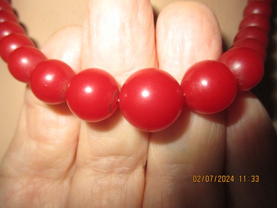 Vintage 1930s 40s Red Bakelite Necklace - image 2