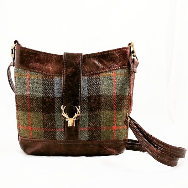 Harris Tweed Crossbody Purse, with Leather and Stag Head Clasp. Highland Scottish with Zipper Closure. Smaller Tote, Bucket Bag Handbag