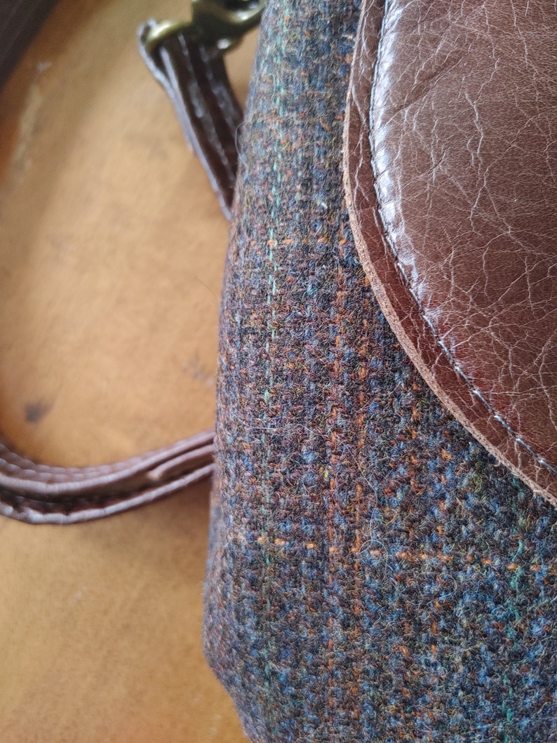 Tweed and Leather Crossbody Saddle Bag. Brown Leather and Harris Tweed Wildwood Handbag. Made in Canada. image 3