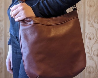 Medium Size Crossbody Tote in Dark Tan Soft Leather. Slouchy "Sway" Bucket Bag. Perfect Every Day Bag, Canadian Made.