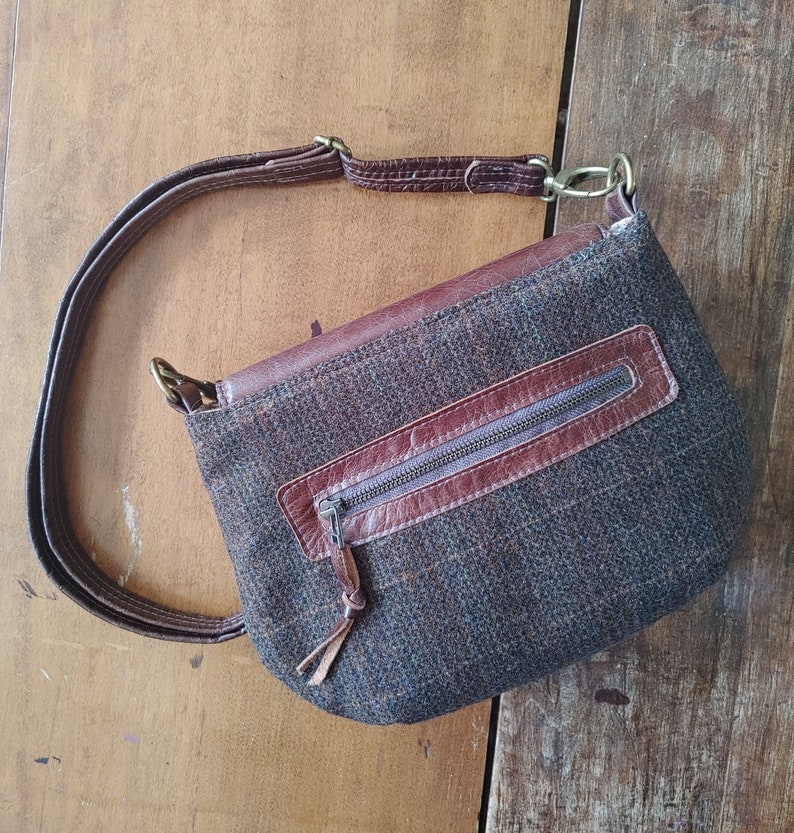 Tweed and Leather Crossbody Saddle Bag. Brown Leather and Harris Tweed Wildwood Handbag. Made in Canada. image 4