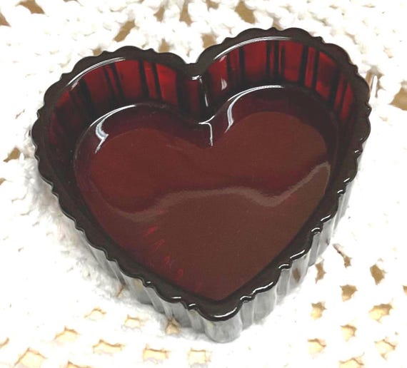 Avon Cape Cod Ruby Red Collection Glass Heart Tri… - image 9