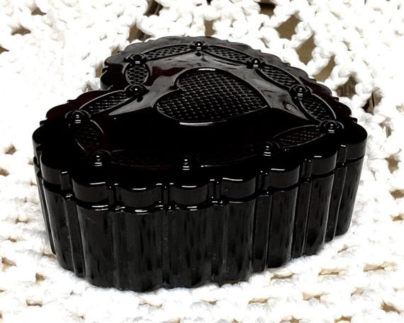 Avon Cape Cod Ruby Red Collection Glass Heart Tri… - image 8