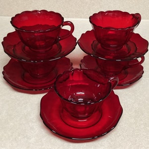 New Martinsville Newport Pattern Red Glass Tea/Coffee Set Of 5 Place