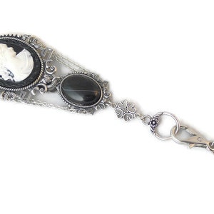 Key ring chatelaine/ key holder, key clip playful with cameo