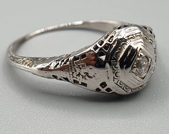 Art Deco Diamond Ring; 14k gold; D=0.05; 1.842g; Size US 6; Box in photos - not included