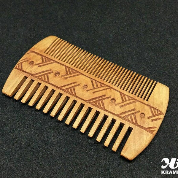 Peigne pour la barbe - en bois décoré à la main dans le style des Vikings scandinaves