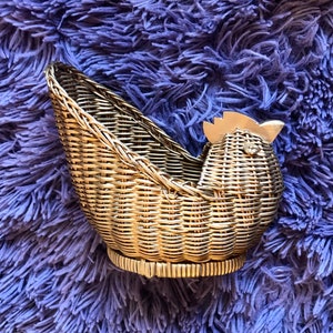 Gold Wicker Chicken Basket